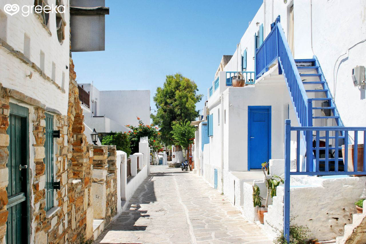 greece packages https://fcdn.antelope-travel.com/export/simg/ANTIPAROS-CHORA-2.jpg