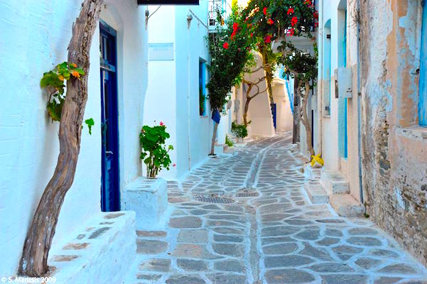 greece packages https://fcdn.antelope-travel.com/export/simg/PAROIKIA-TOWN.jpg